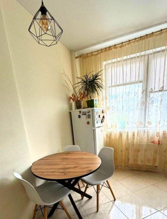 квартира г Калининград р-н Московский ул Летняя 70 фото 1