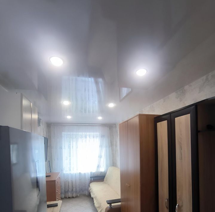 комната г Омск р-н Кировский ул Лукашевича 10а фото 3