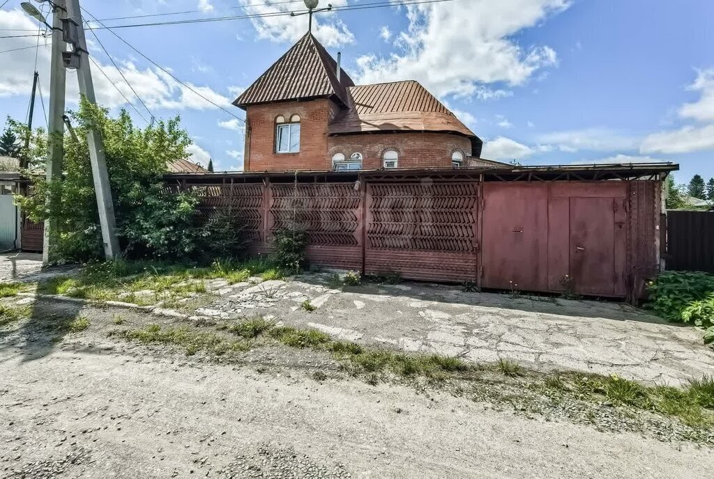дом г Новосибирск метро Площадь Гарина-Михайловского ул Заслонова фото 1