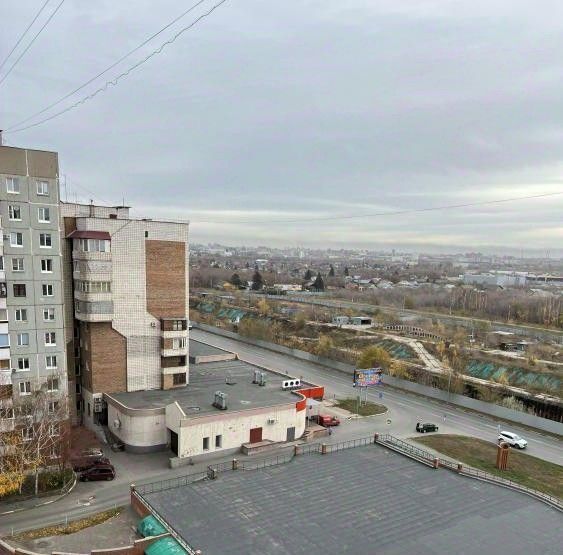 квартира г Омск р-н Кировский ул Конева 14/1 фото 14