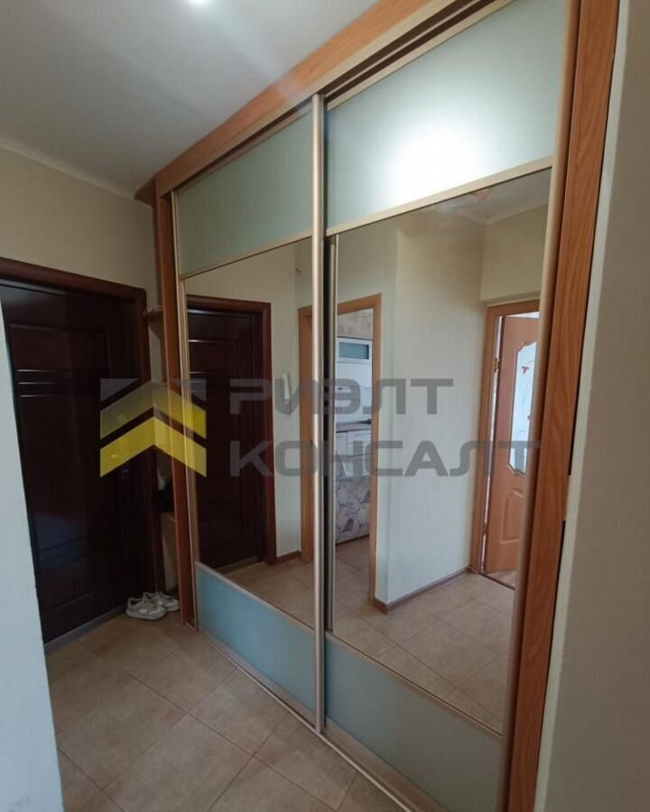 квартира г Омск р-н Центральный ул Н.М.Ядринцева 26 фото 4