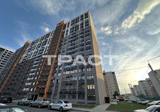 р-н Железнодорожный ул Федора Тютчева 105 фото