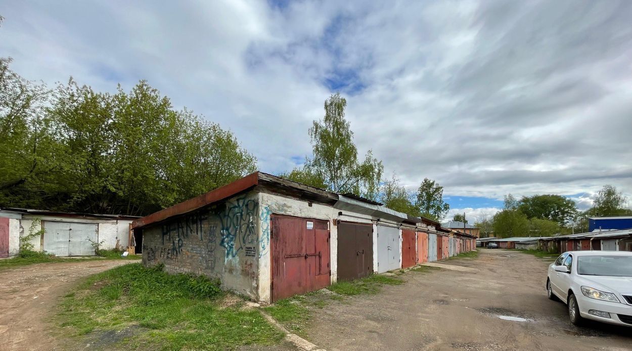 гараж г Киров р-н Октябрьский ул Шинников 26 фото 4