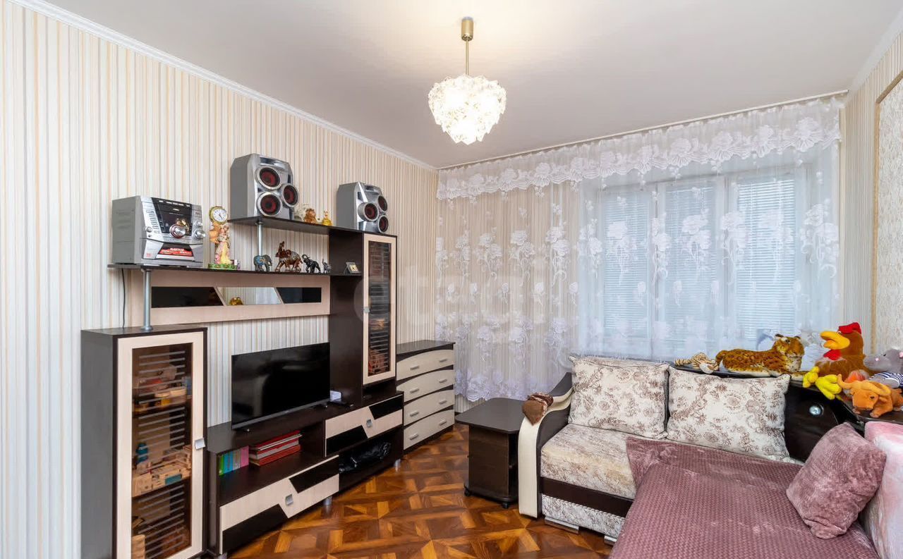 квартира г Тюмень р-н Ленинский ул Лесопарковая 13а фото 1