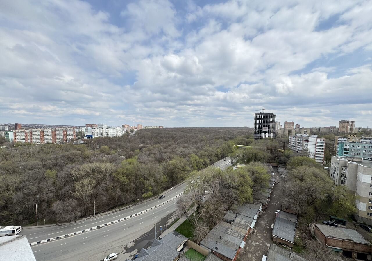 квартира г Ростов-на-Дону р-н Первомайский ул Штахановского 25а фото 18