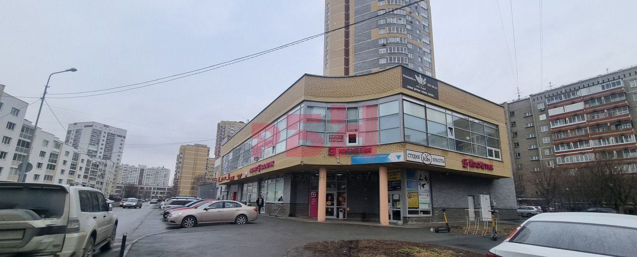 торговое помещение г Екатеринбург Академический ул Михеева М.Н. 12 фото 2