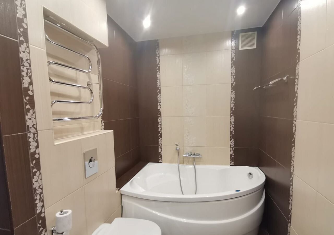 квартира г Великий Новгород Западный пр-кт Александра Корсунова 42к/3 фото 10