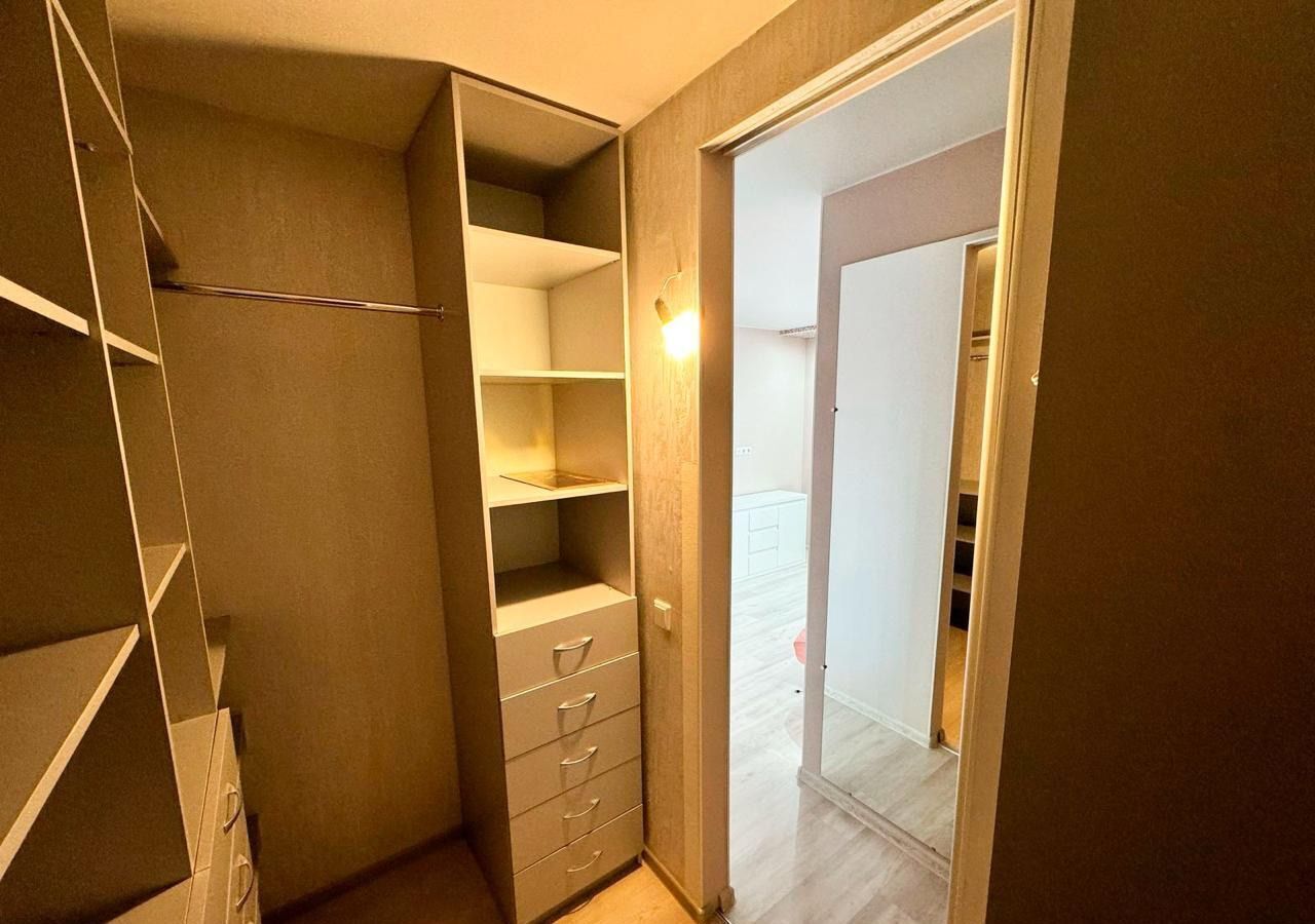 квартира г Великий Новгород Западный пр-кт Александра Корсунова 42к/3 фото 12