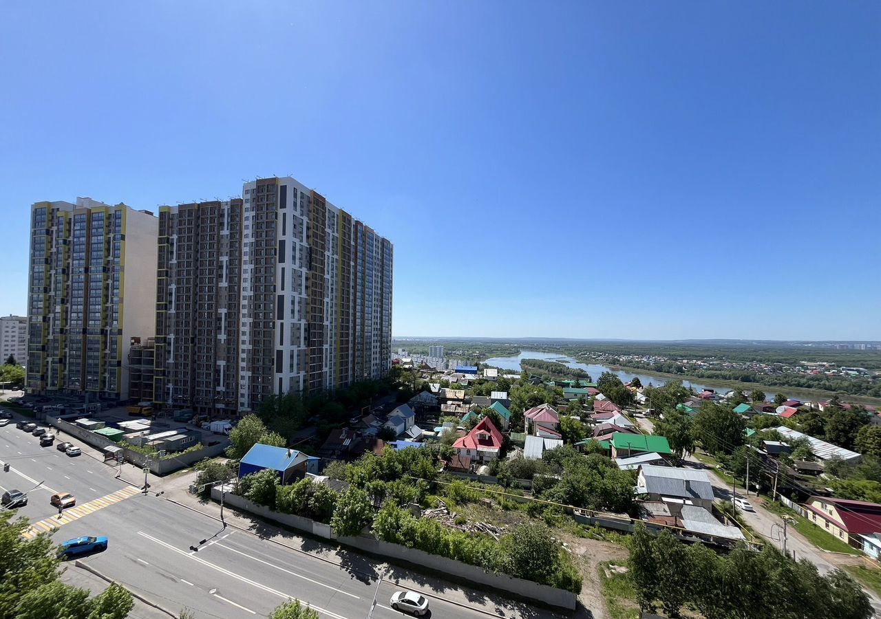 квартира г Уфа р-н Кировский ул Академика Ураксина 1 фото 11