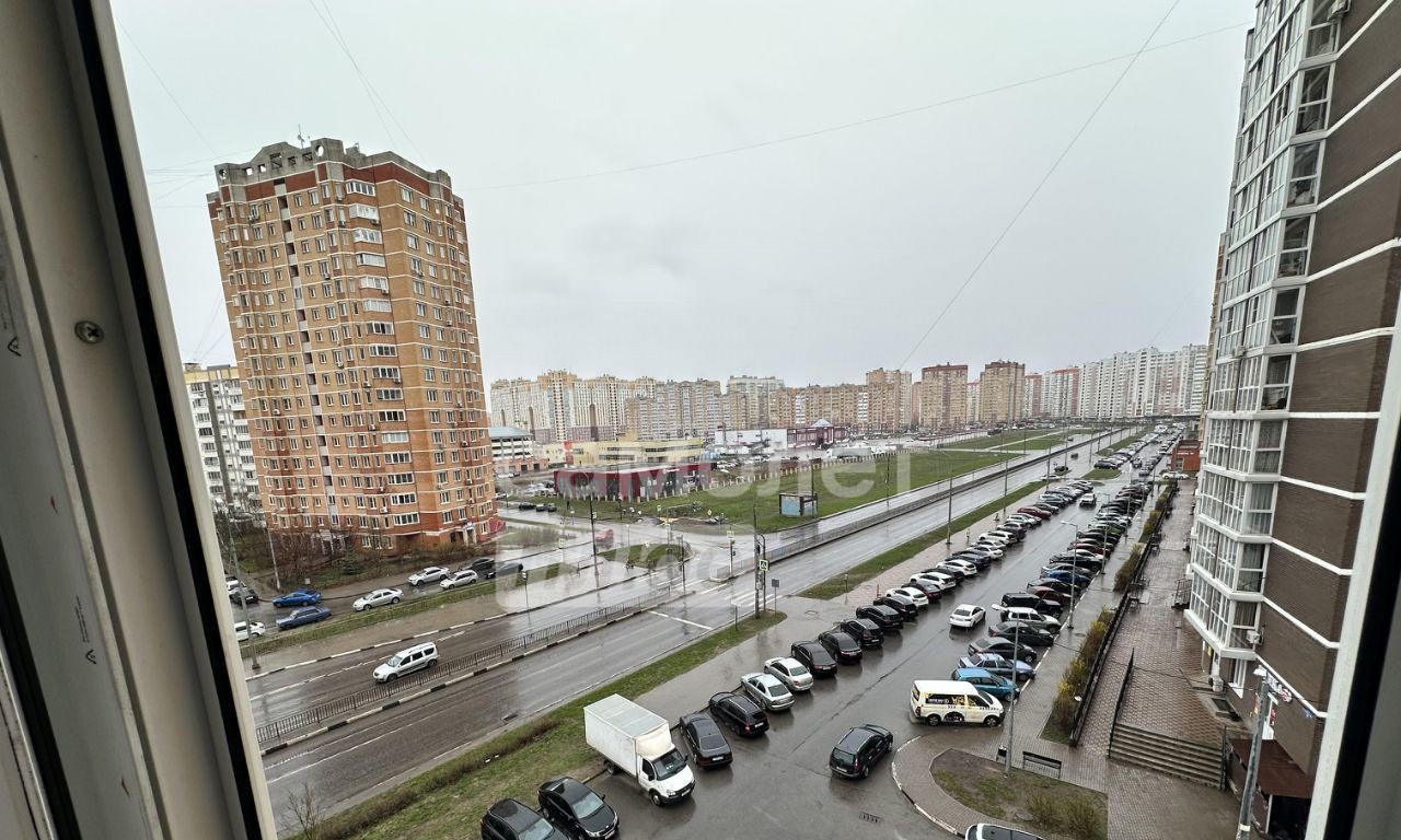 квартира г Липецк р-н Октябрьский ул Свиридова И.В. 8 микрорайон «Европейский» Липецк, м-н, Европейский фото 2