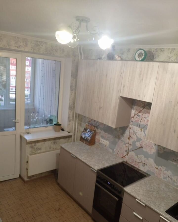 квартира г Тольятти р-н Автозаводский ул Маршала Жукова 2 фото 1