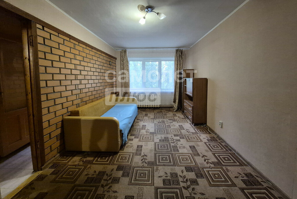квартира г Волгоград р-н Кировский ул им. Зины Маресевой 7а фото 2