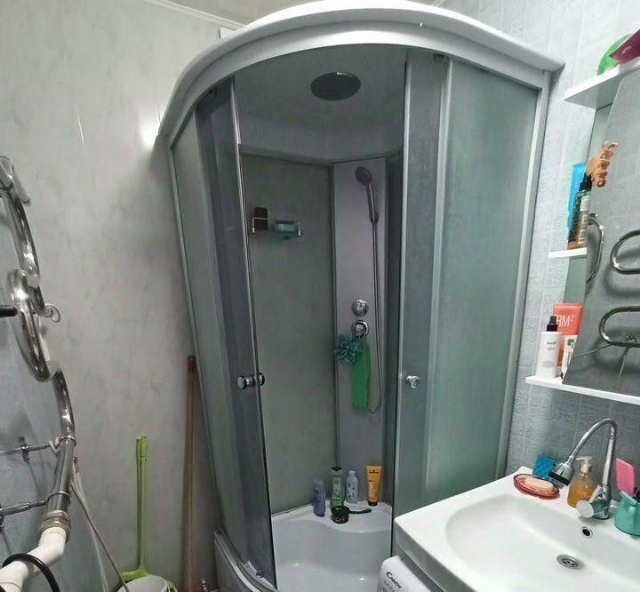квартира г Омск р-н Центральный ул 24-я Северная 210 фото 17