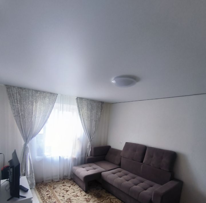 квартира г Омск р-н Ленинский ул Гуртьева 33 фото 2