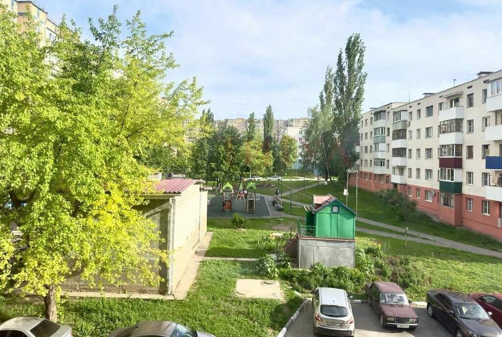 квартира г Старый Оскол Рудничный микрорайон 11 фото 9