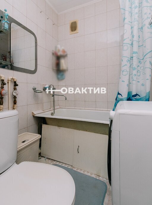 квартира г Новосибирск р-н Кировский Студенческая ул Новогодняя 18 фото 11