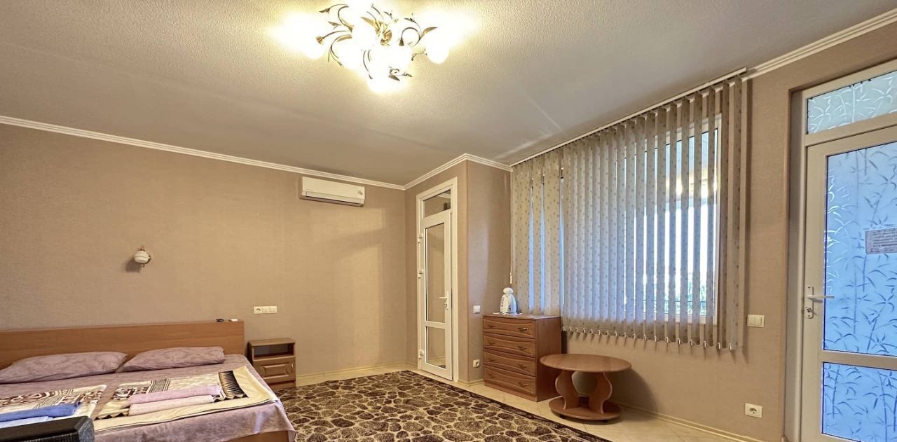 комната г Феодосия ул Революционная 31а фото 27