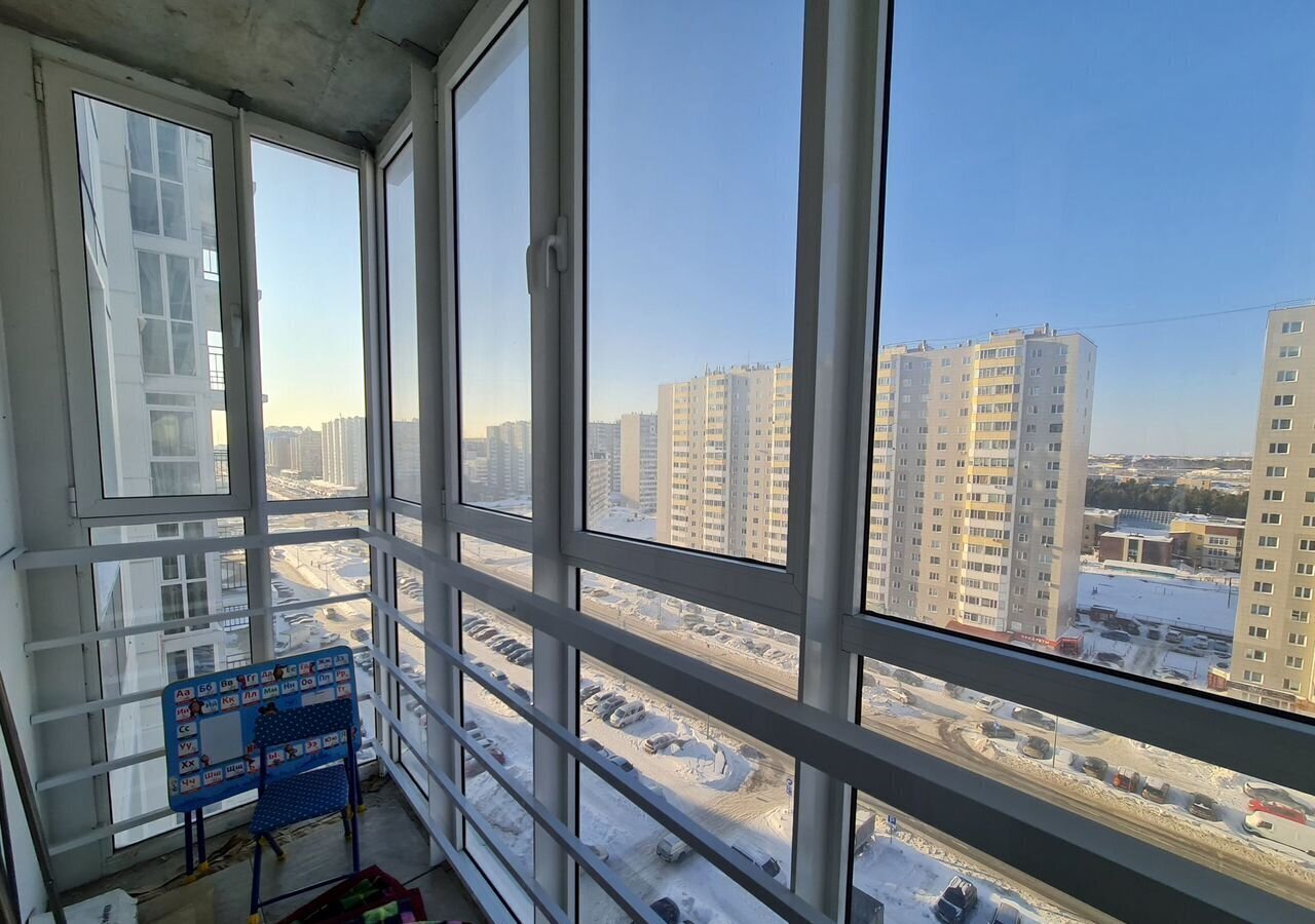 квартира г Сургут р-н Восточный ул Ивана Захарова 19 Сургут, Тюменская обл. фото 10