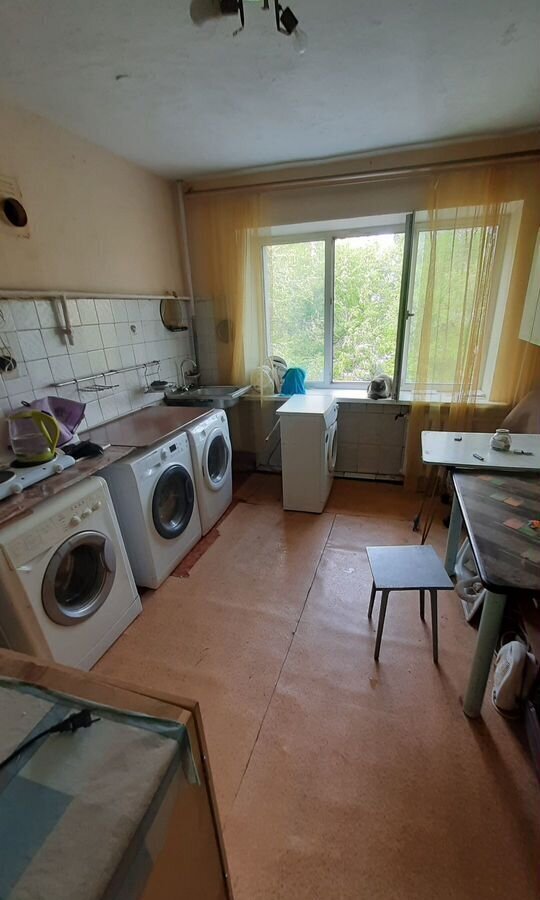 комната г Хабаровск р-н Кировский ул Джамбула 12 фото 1