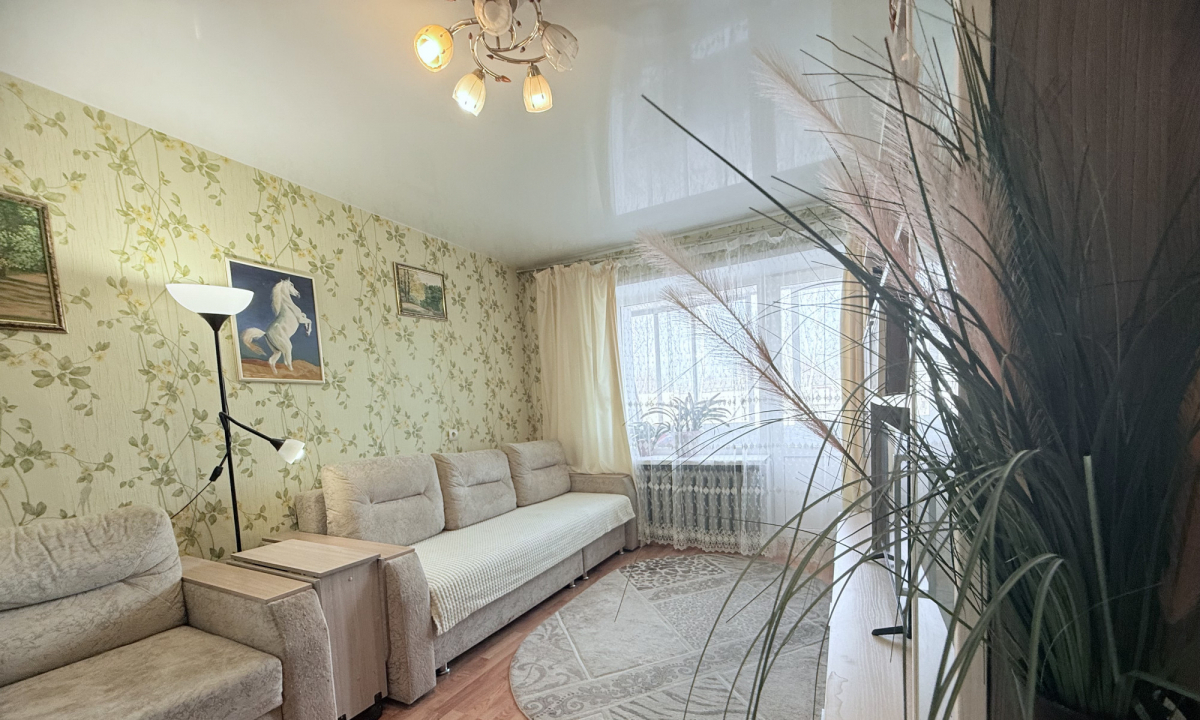 квартира г Киров мкр Радужный пр-кт Строителей 3 р-н Нововятский м-н фото 1