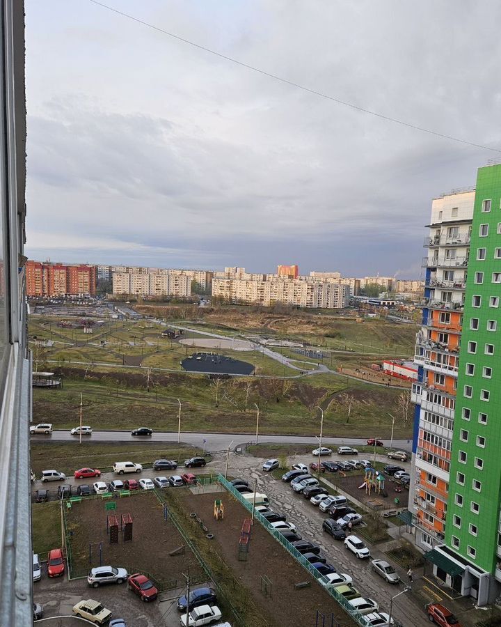 квартира г Красноярск р-н Советский пр-кт Молодежный 19 фото 3