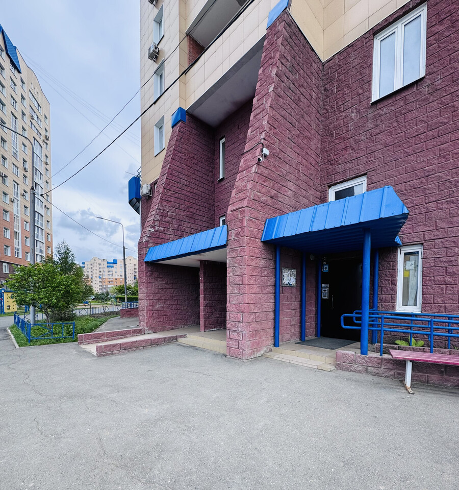 квартира г Омск мкр Омский Кристалл пр-кт Комарова 17/3 м-н фото 11