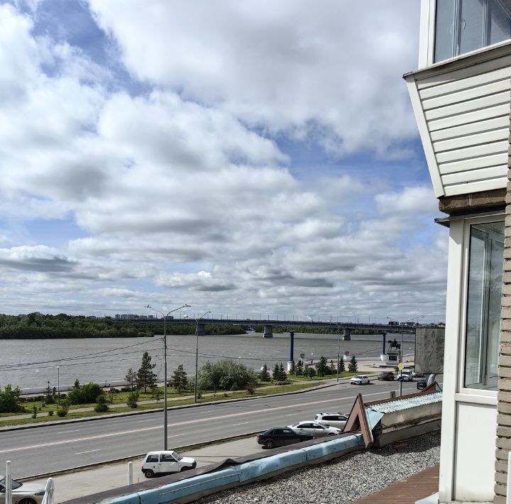 квартира г Омск р-н Центральный ул Иртышская 12 фото 4
