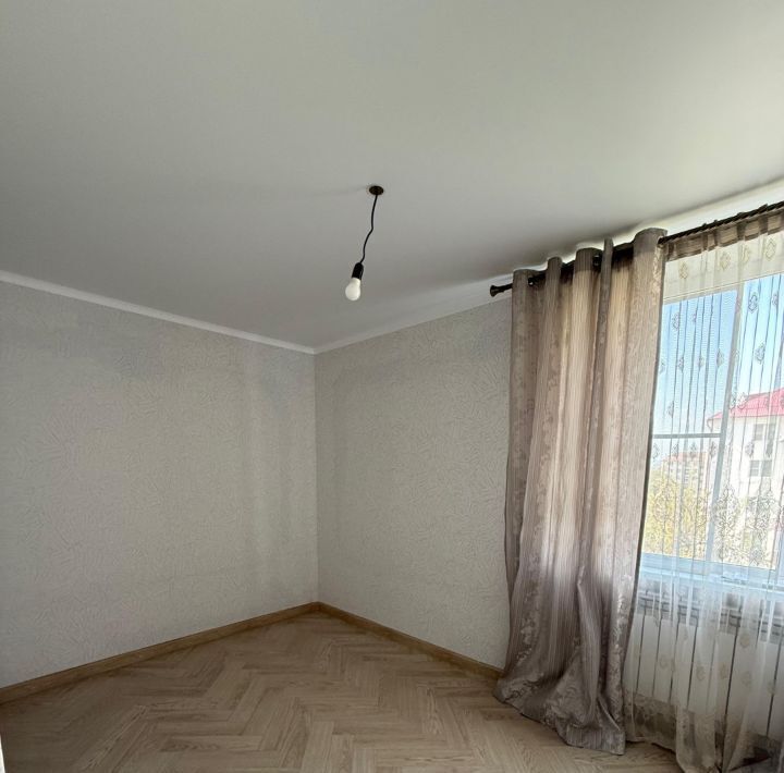 квартира г Грозный р-н Заводской ул. А-К. Б. Арсаханова, 8 фото 4
