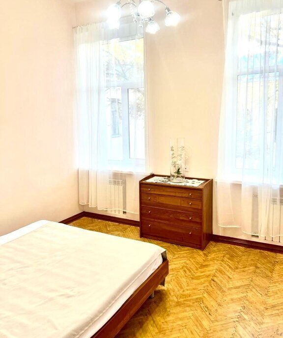 квартира г Санкт-Петербург метро Адмиралтейская р-н Адмиралтейский ул Почтамтская 12 фото 9