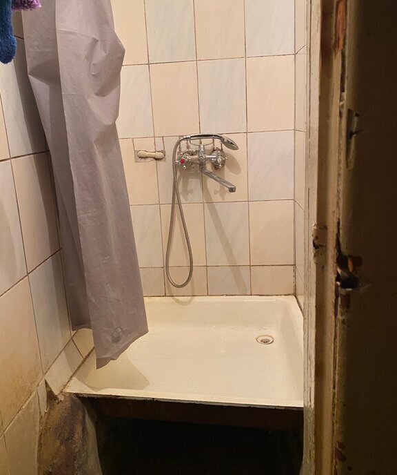 комната г Калининград р-н Центральный ул Г.Димитрова 35 фото 9
