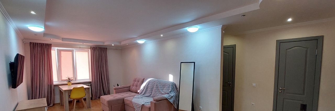 квартира г Саратов р-н Кировский ул им Батавина П.Ф. 12 фото 3