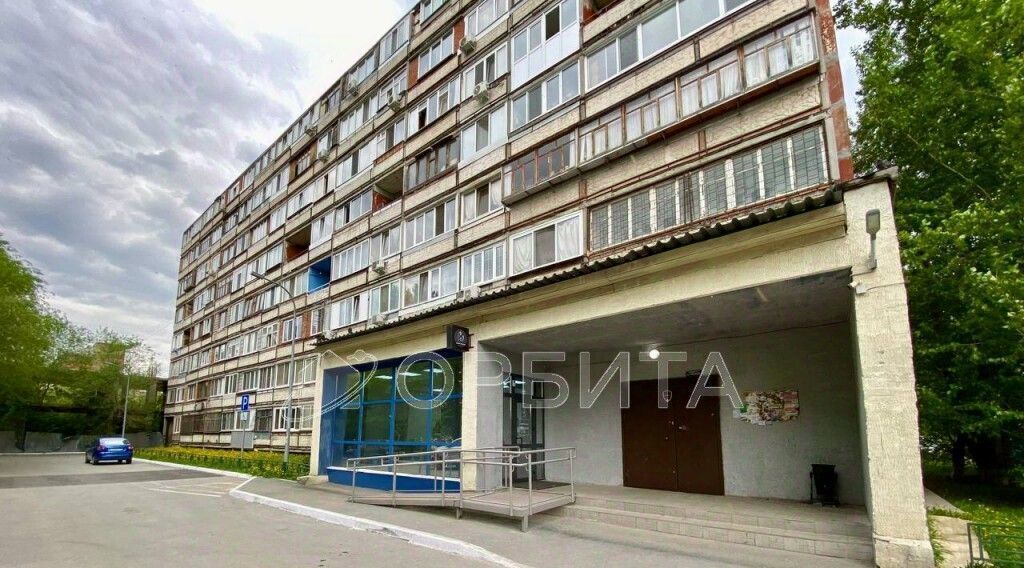 квартира г Тюмень р-н Ленинский ул Мельникайте 67 фото 14
