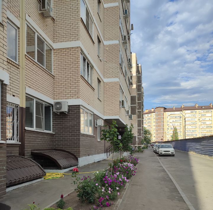 квартира г Ростов-на-Дону р-н Железнодорожный ул Батуринская 169 Три сквера фото 10