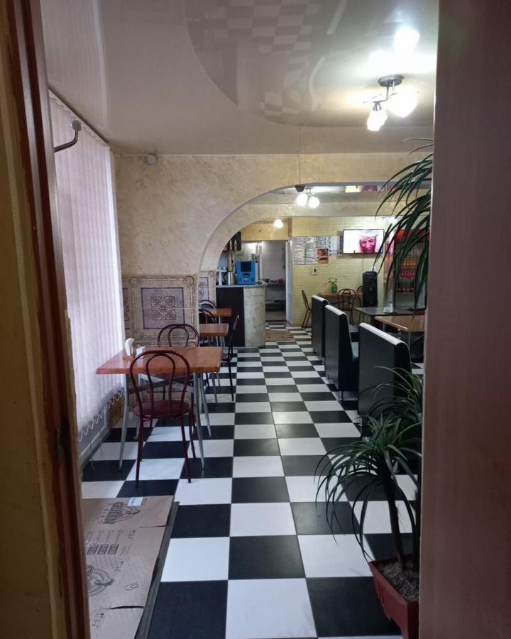 торговое помещение г Евпатория пр-кт Победы 73а фото 4