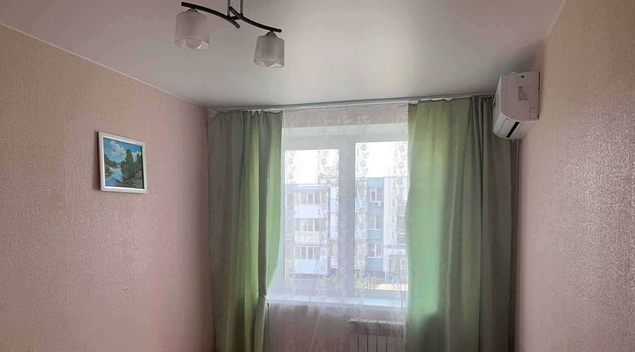 квартира г Волгоград р-н Советский ул им. Грибанова 19а фото 1