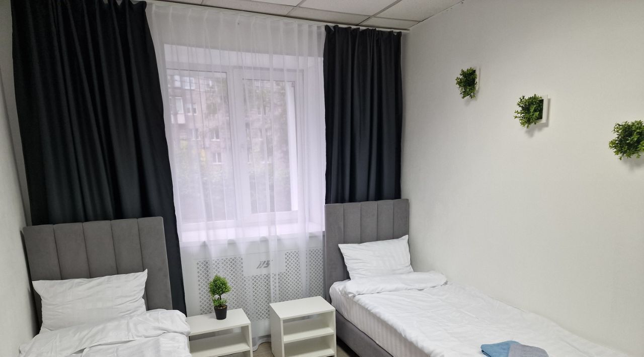 комната г Барнаул р-н Октябрьский пр-кт Комсомольский 112 фото 1