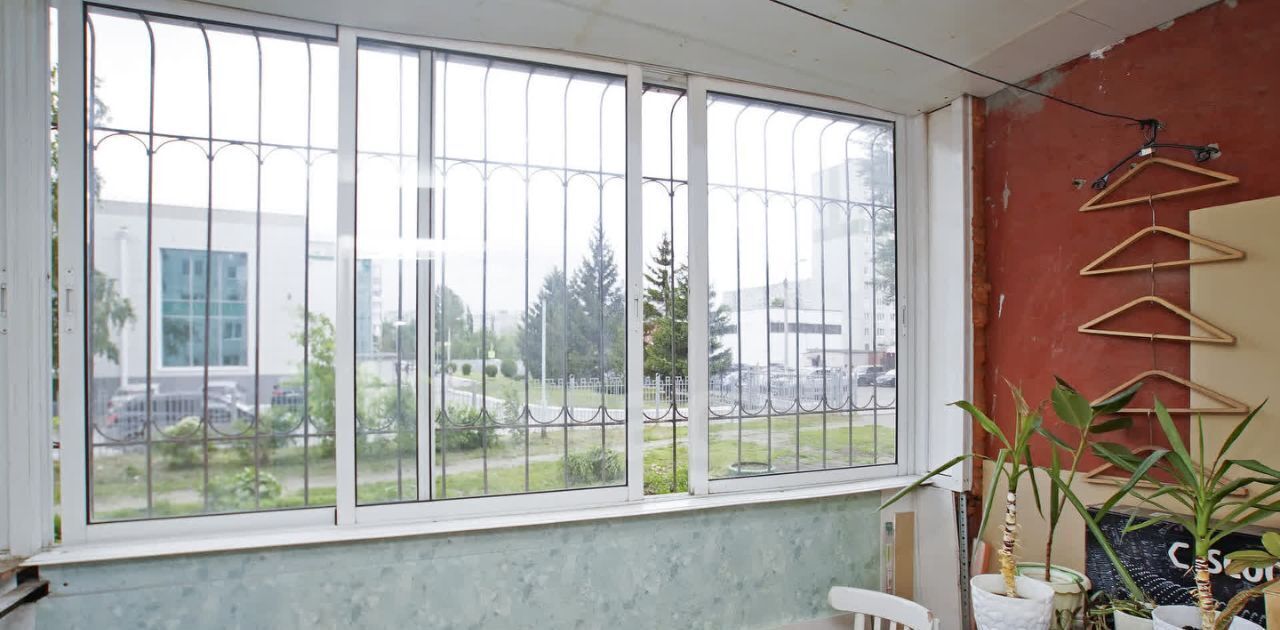 квартира г Омск р-н Центральный ул Звездова 101 фото 17