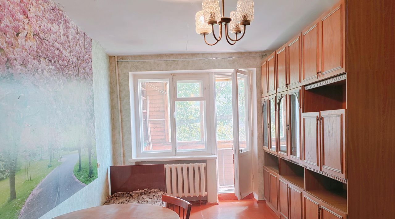 квартира г Волгоград р-н Дзержинский ул Шекснинская 10 фото 4