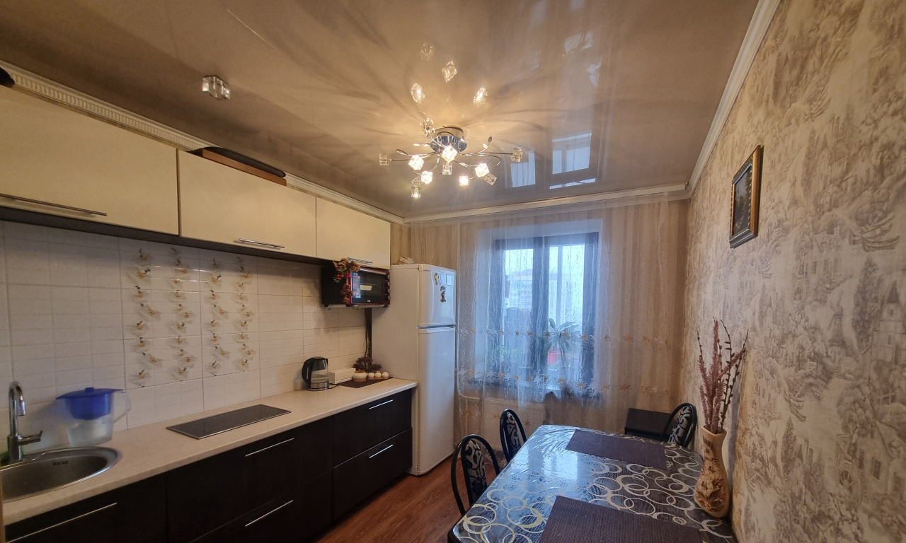 квартира г Магнитогорск р-н Орджоникидзевский пр-кт Карла Маркса 226 148-й м-н фото 1