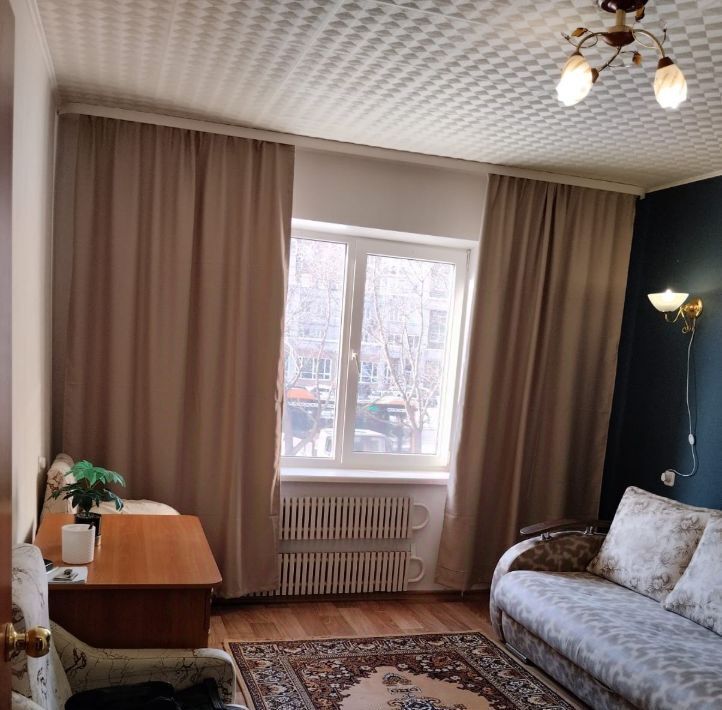 квартира г Омск р-н Кировский ул 70 лет Октября 20 фото 12