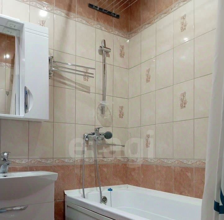 квартира г Омск р-н Кировский ул Транссибирская 6к/2 фото 8