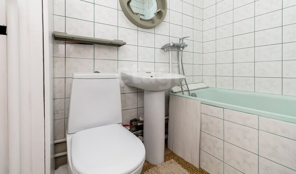 квартира г Тюмень ул Домостроителей 12а фото 11