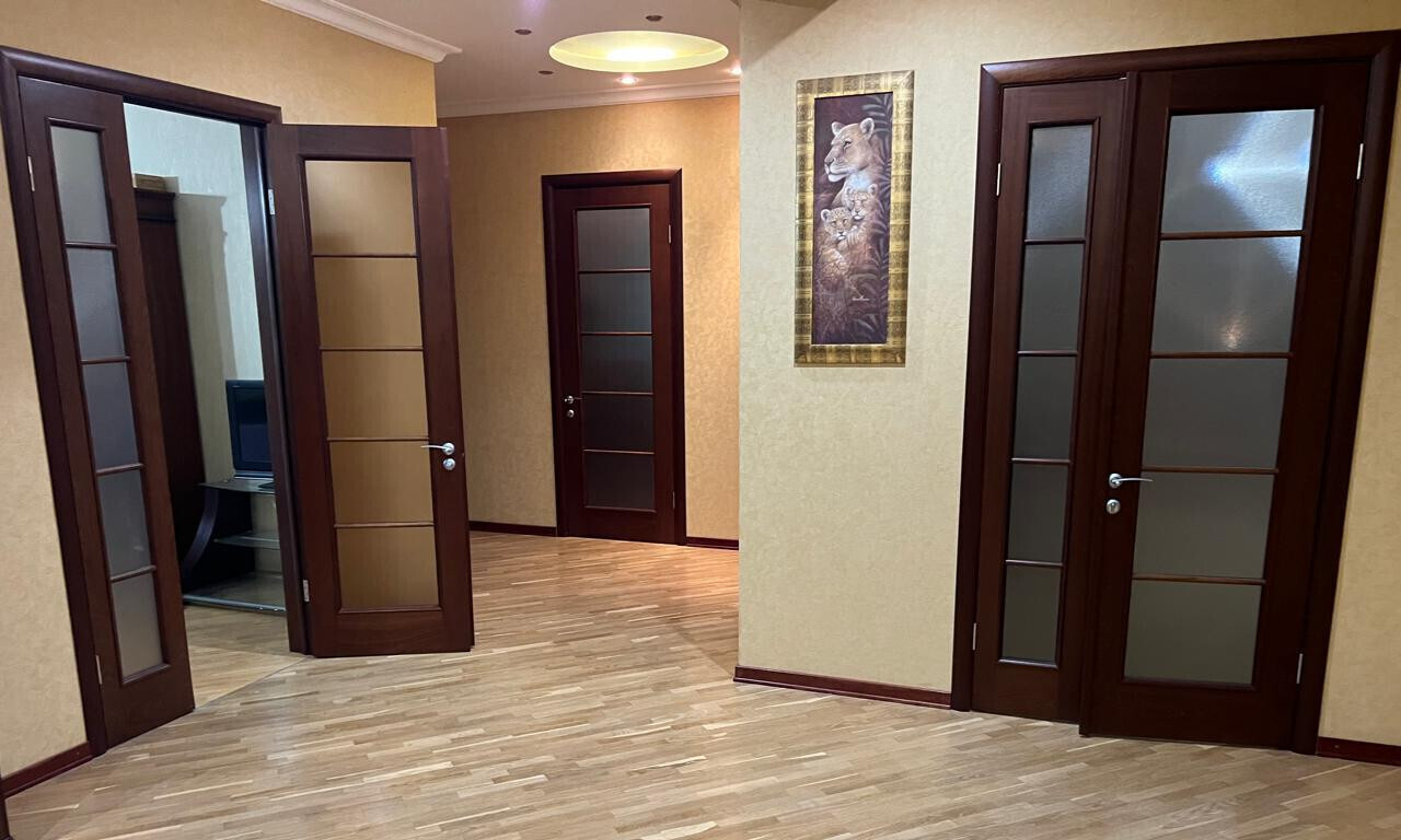 квартира г Махачкала р-н Ленинский ул Ирчи Казака 77б фото 1