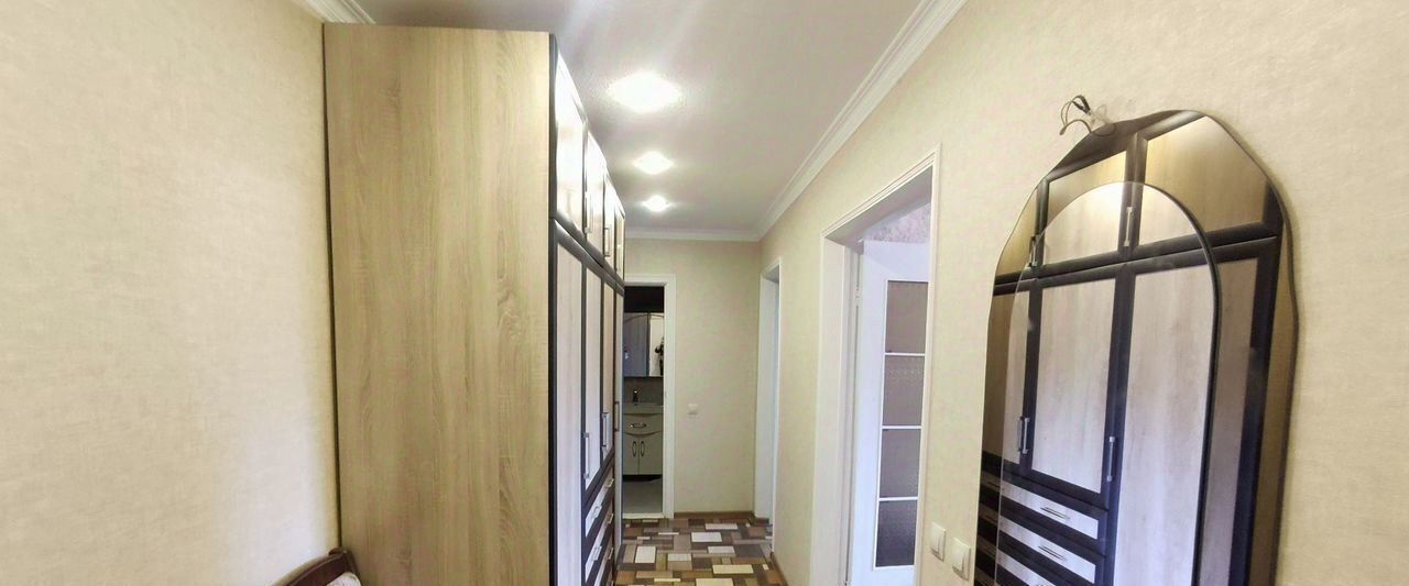 квартира г Владикавказ р-н Северо-Западный ул Весенняя 36 фото 1