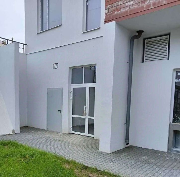 свободного назначения г Тольятти р-н Автозаводский пр-кт Степана Разина 16в фото 1