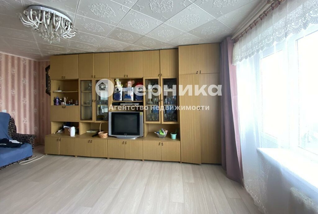 квартира г Гуково ул Киевская 74 фото 3