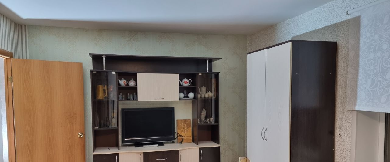 квартира г Тольятти р-н Автозаводский 32 квартал ул Революционная 11б фото 24