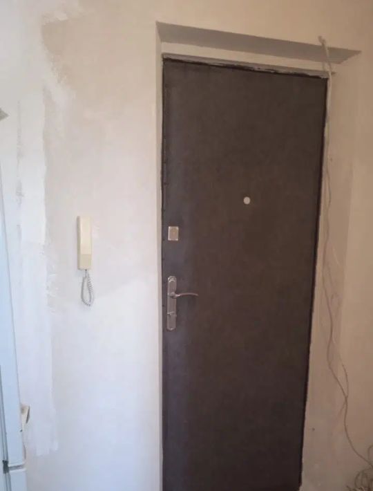 квартира р-н Яковлевский г Строитель ул 5 Августа 12 фото 10