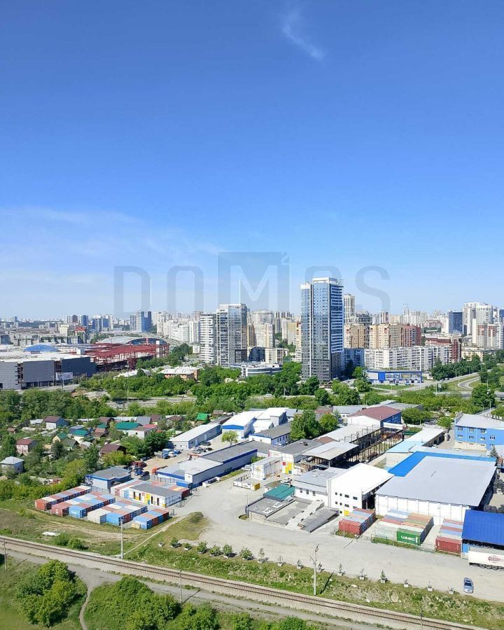 квартира г Екатеринбург р-н Чкаловский Ботаническая ул Просторная 91 фото 17