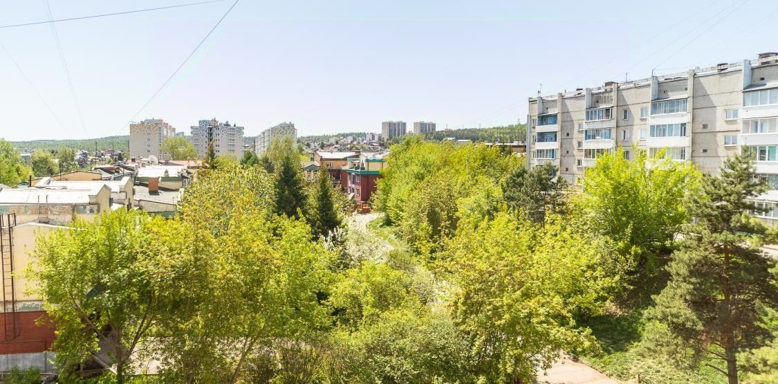 квартира г Иркутск р-н Свердловский 35, Радужный мкр фото 21